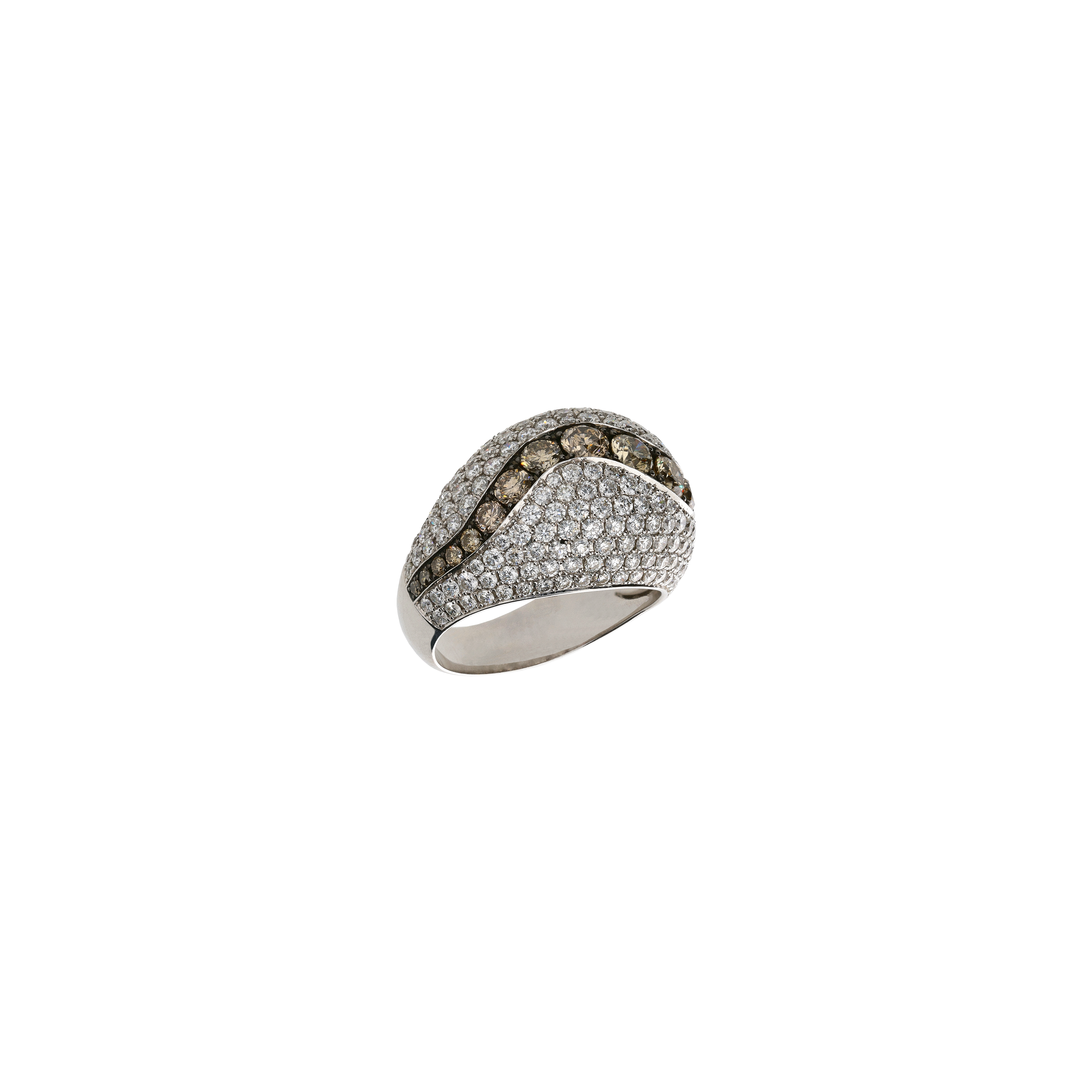 ANELLO IN ORO BIANCO CON DIAMANTI BIANCHI E DIAMANTI BROWN - VR22521DDBW