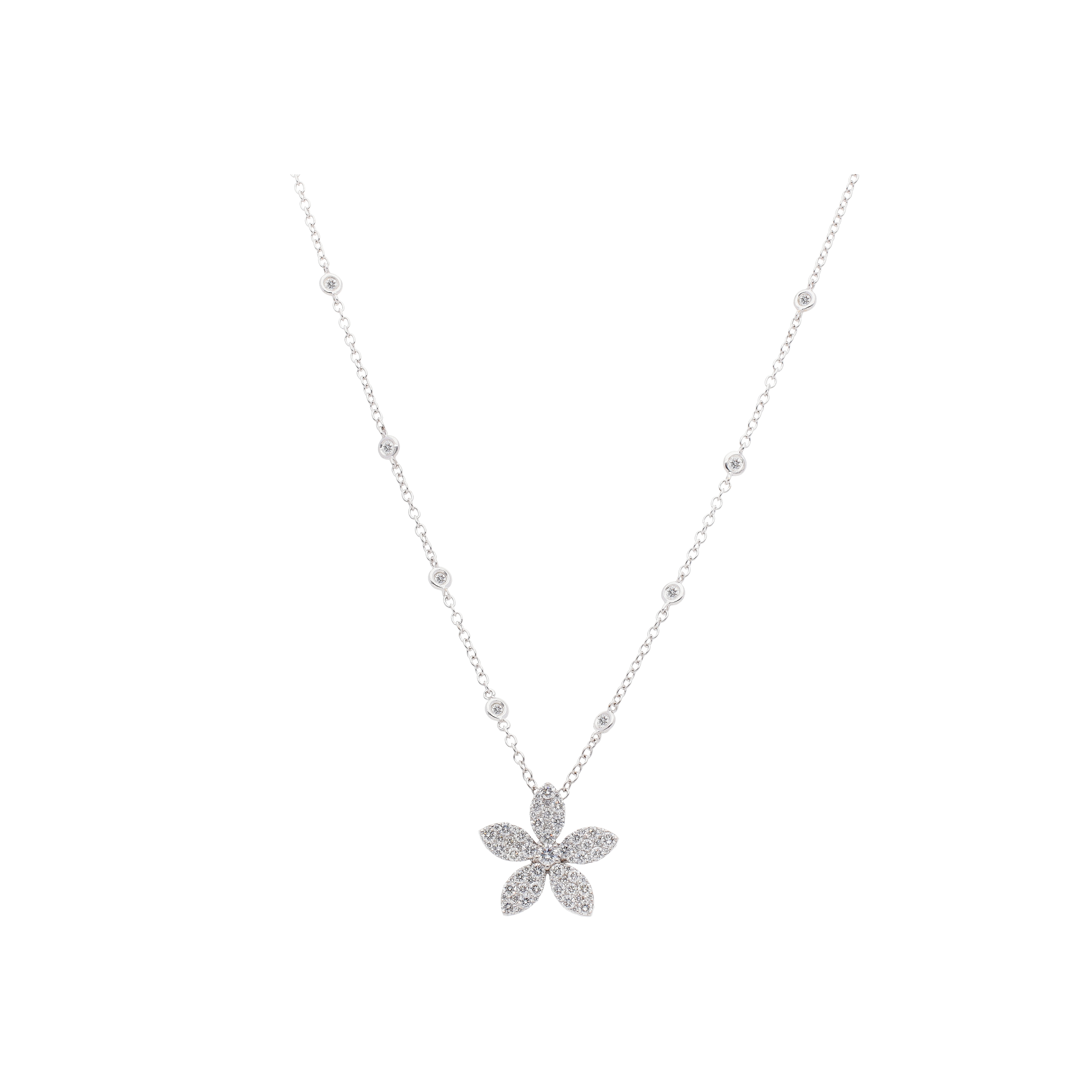 COLLANA GIROCOLLO IN ORO BIANCO CON CIONDOLO FIORE IN PAVÉ DI DIAMANTI - 1GA0030902/2