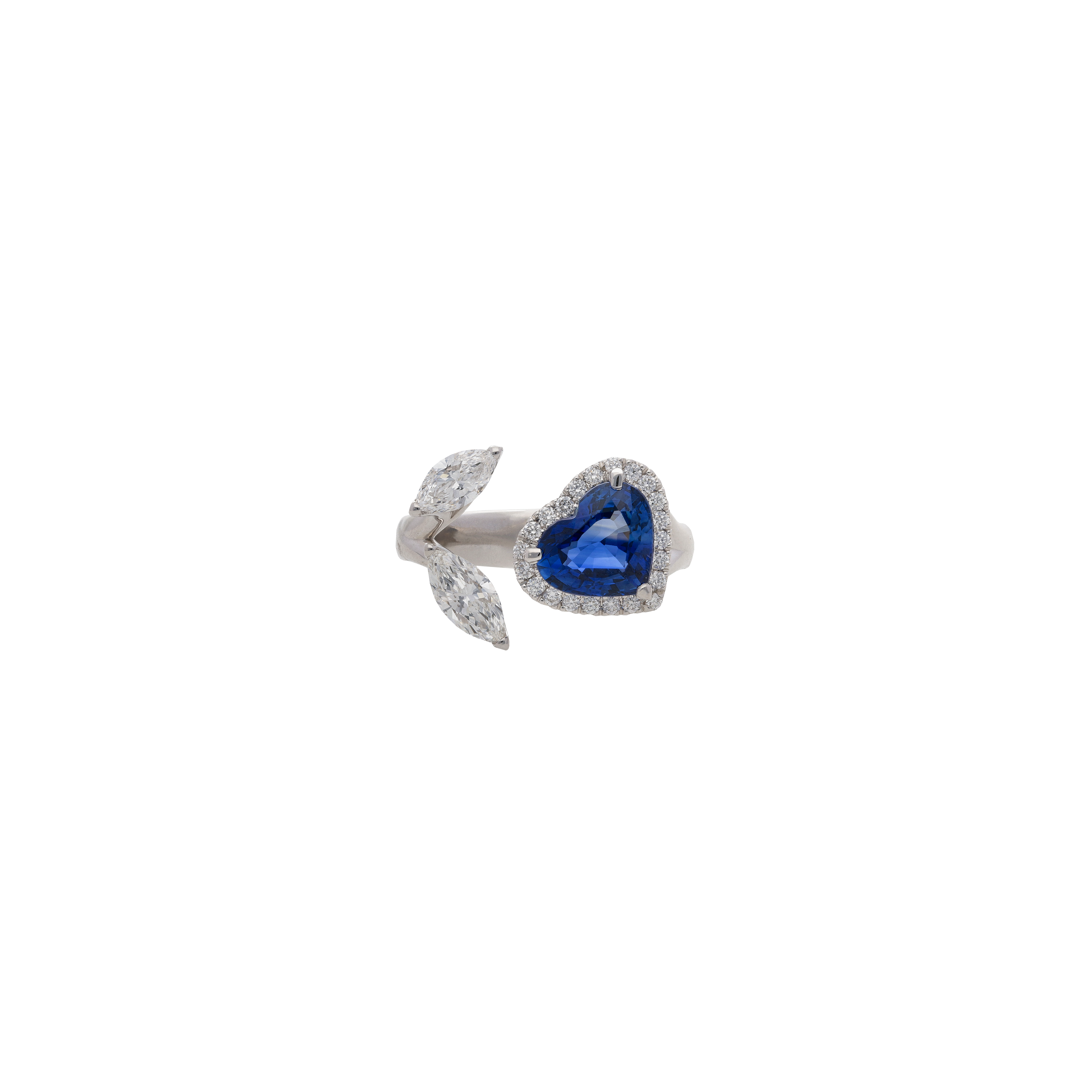 ANELLO APERTO IN ORO BIANCO CON ZAFFIRO BLU CUORE E DIAMANTI - 159-C525