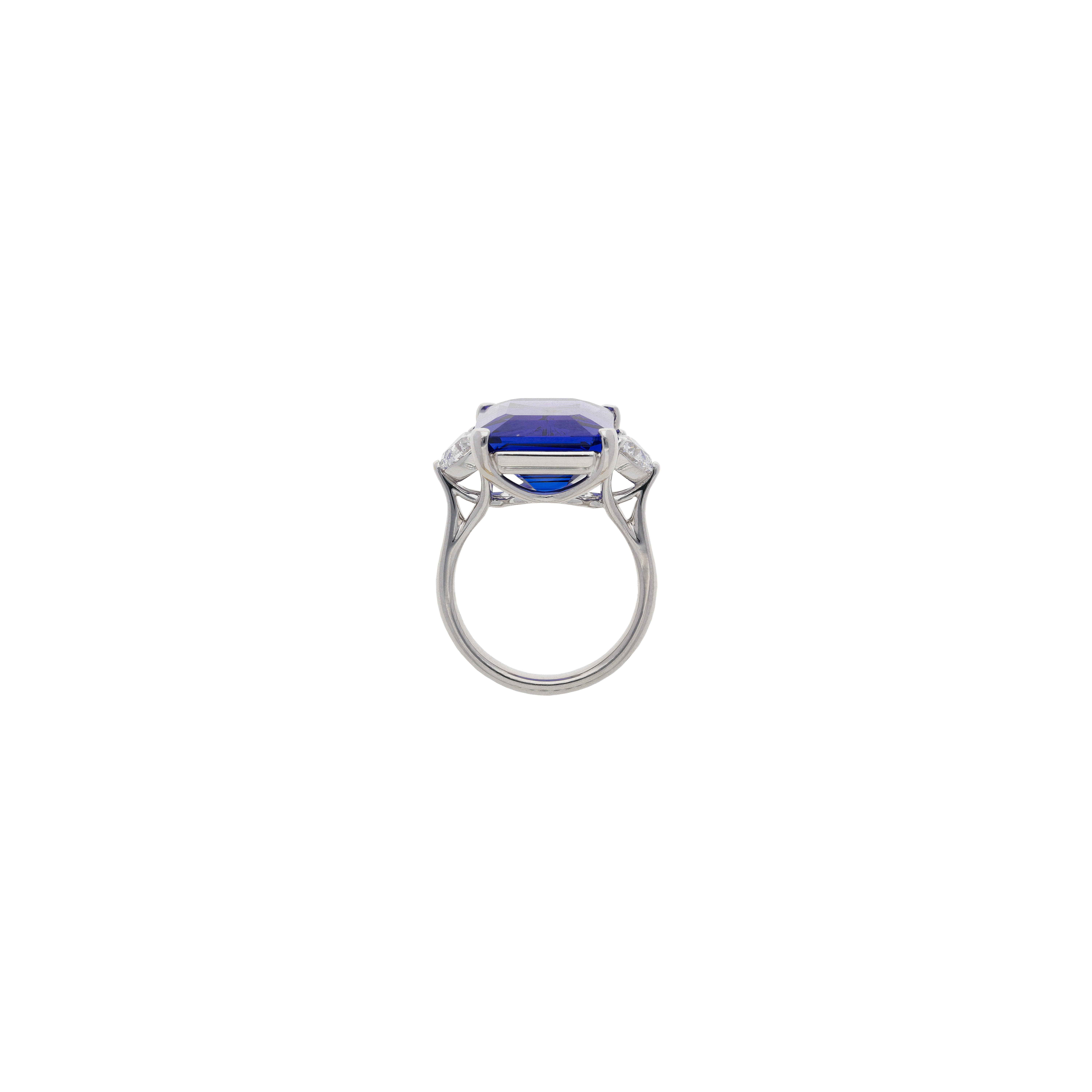 ANELLO IN ORO BIANCO CON TANZANITE E DIAMANTI CUORE - 000-5538NS