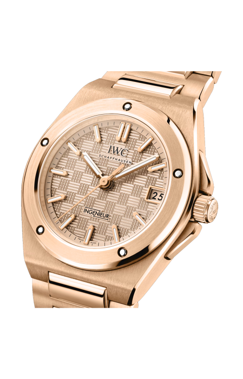 Accedi alla scheda di Iwc Schaffhausen INGENIEUR AUTOMATIC 35 - IW324903