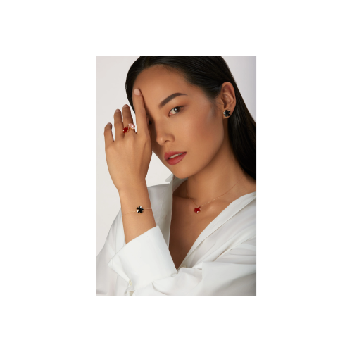 Accedi al prodotto correlato Pasquale Bruni ORECCHINI PETIT JOLI IN ORO ROSA CON ONICE E DIAMANTI - 16112R