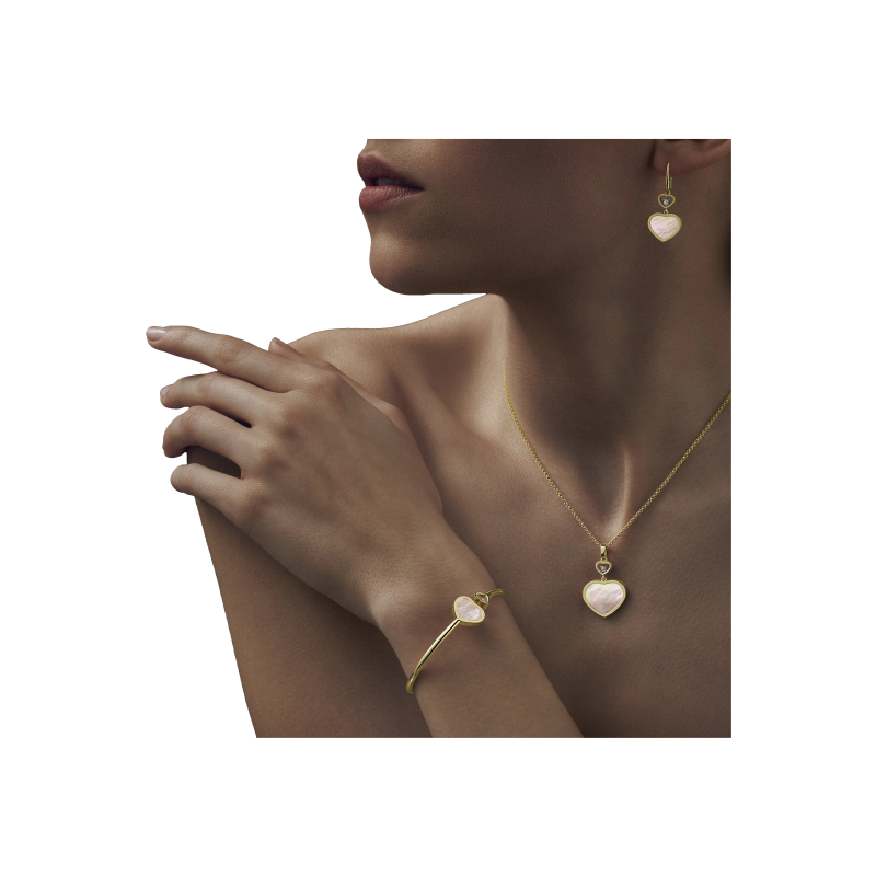 Chopard | CHOPARD - PENDENTE CON CATENA HAPPY HEARTS, ORO ETICO GIALLO, DIAMANTE, MADREPERLA - 797482 (2)