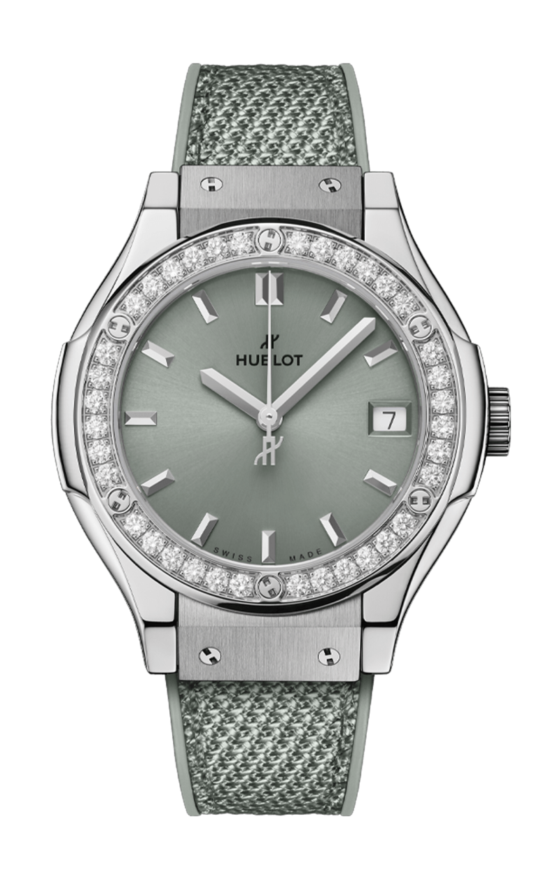 Hublot | CLASSIC FUSION TITANIUM SAGE GREEN DIAMONDS 33 MM - 581.NX.891G.NR.1104 (1)